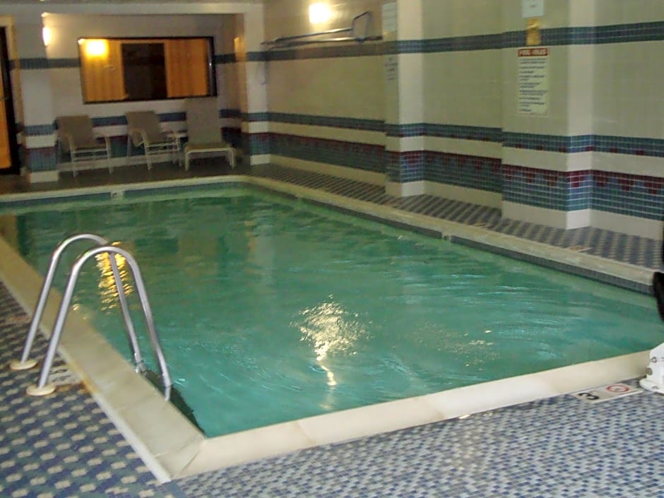 Quality Suites
