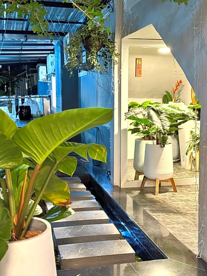 THE NINE PLACE Chaeng Sanit