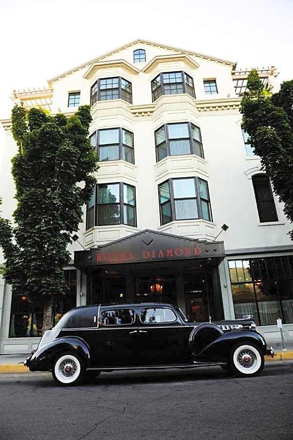 Diamond Hotel