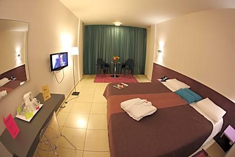 Deluxe Single Room