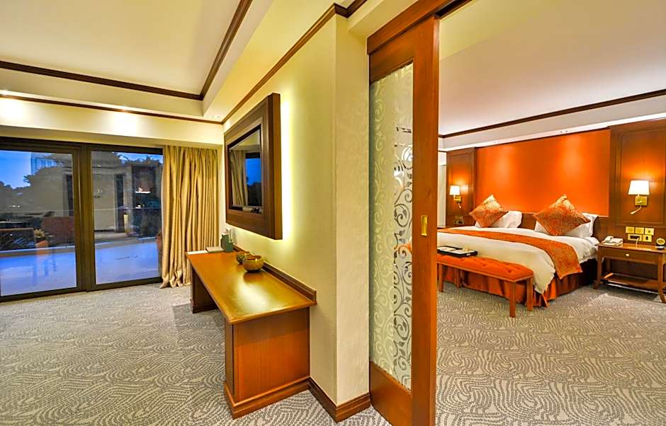 Kampala Serena Hotel