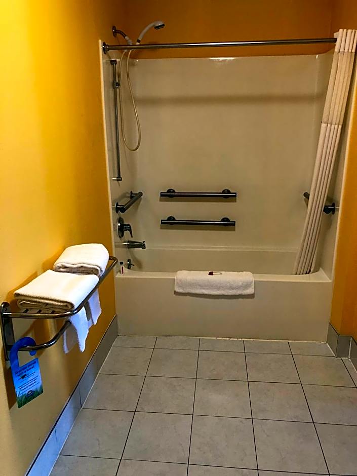 Days Inn by Wyndham Franklin