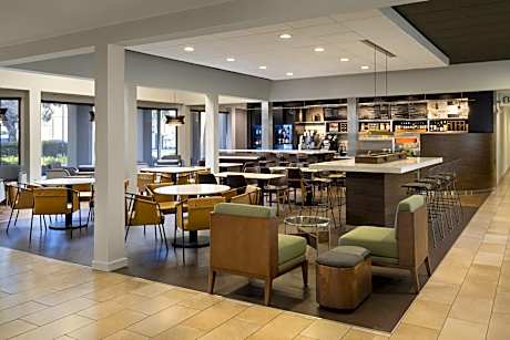 Courtyard by Marriott San Mateo Foster City