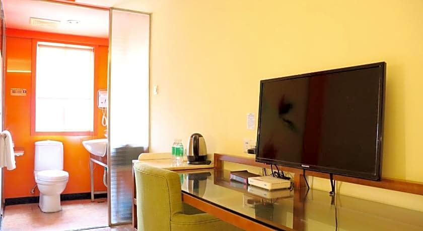 4th Zhongshan Road Garden Inn