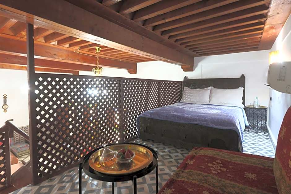 Riad Dwiriyat My Teib