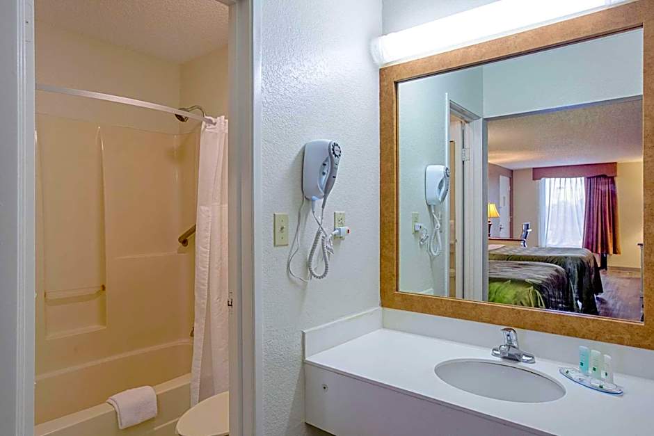 Quality Inn & Suites Live Oak I-10 Exit 283