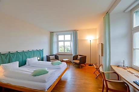 Single Room with Lake View