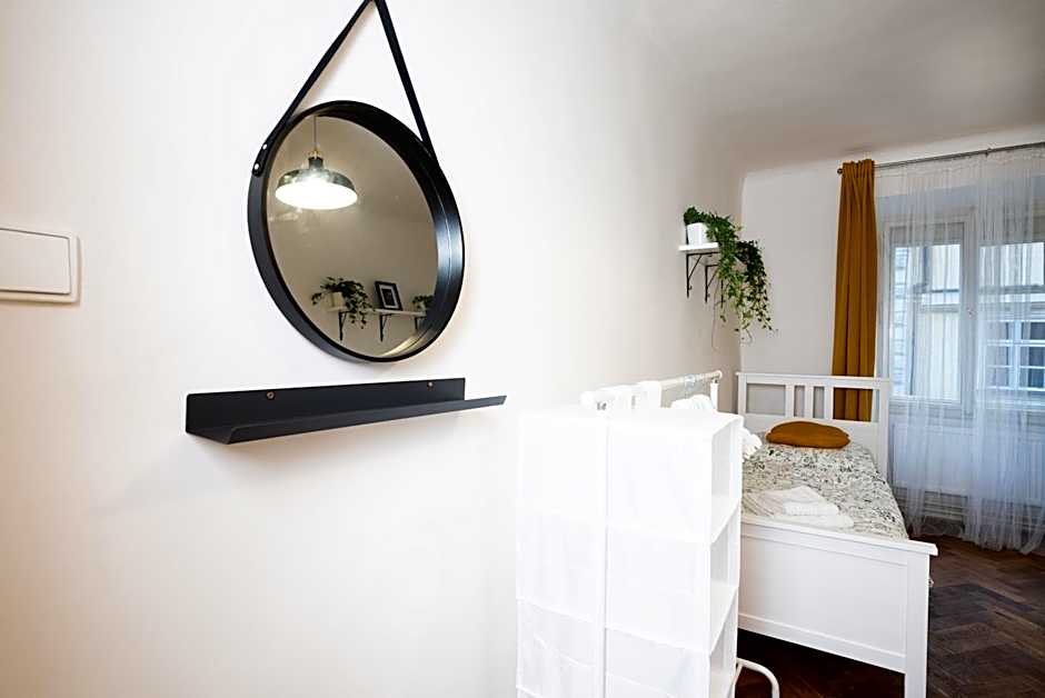 White Wolf House Hostel & Apartments