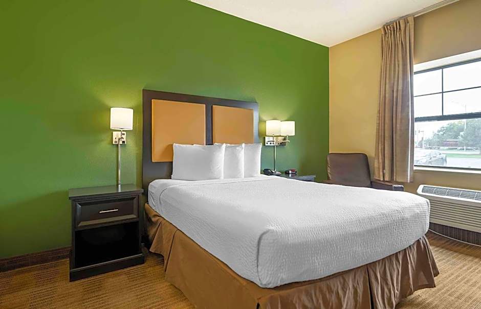 Extended Stay America Select Suites - Chicago - O'Hare