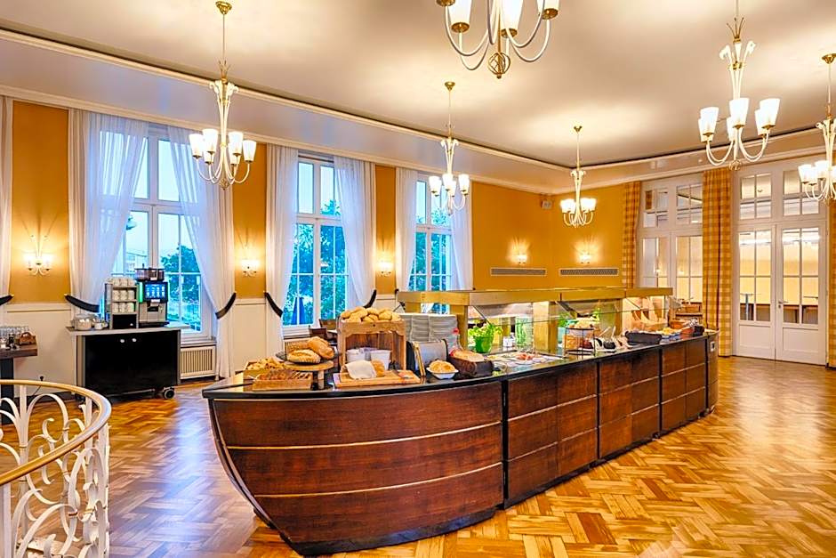 Welcome Hotel Meschede Hennesee