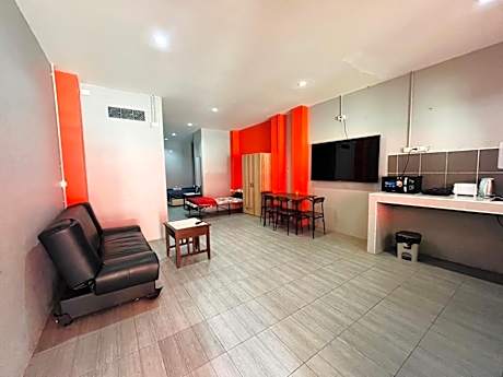 Deluxe Family Room