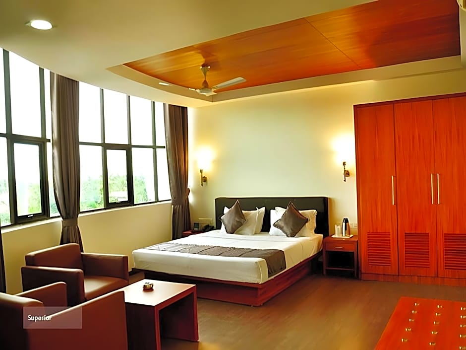 Hotel Marina Residency