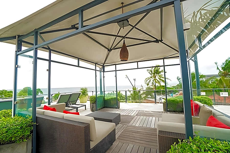 Furamaxclusive Ocean Beach Hotel Seminyak