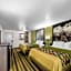 Super 8 by Wyndham Pleasanton