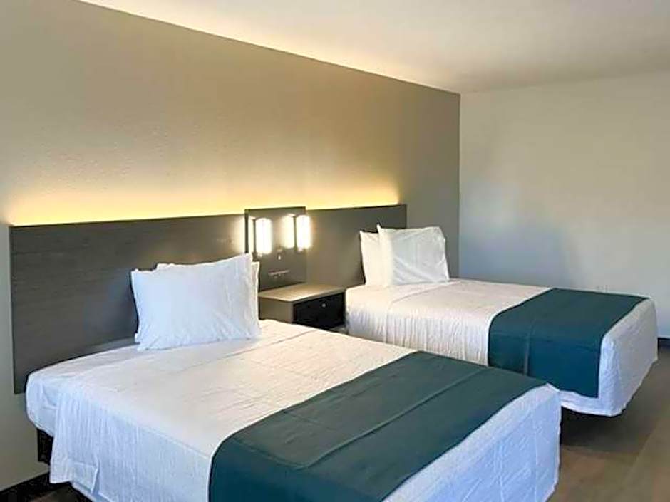 Motel 6 Sandersville, GA