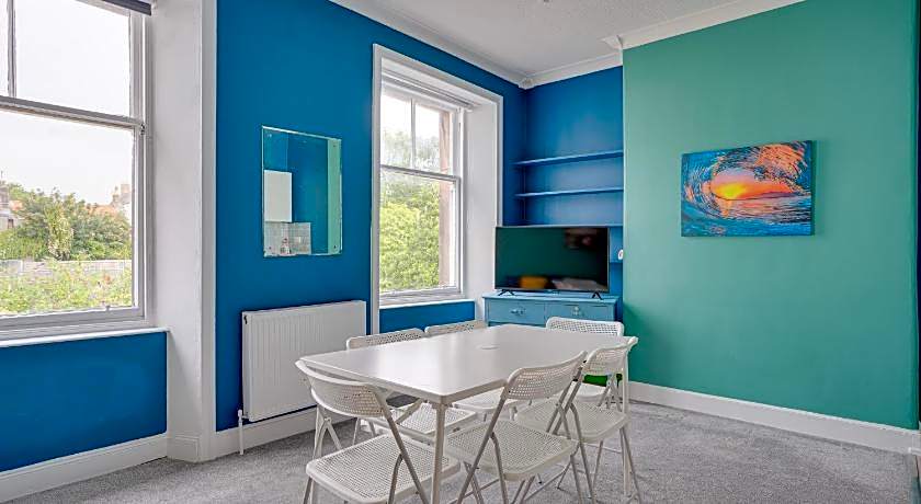 Homesly Guest Rooms - Self Check-in