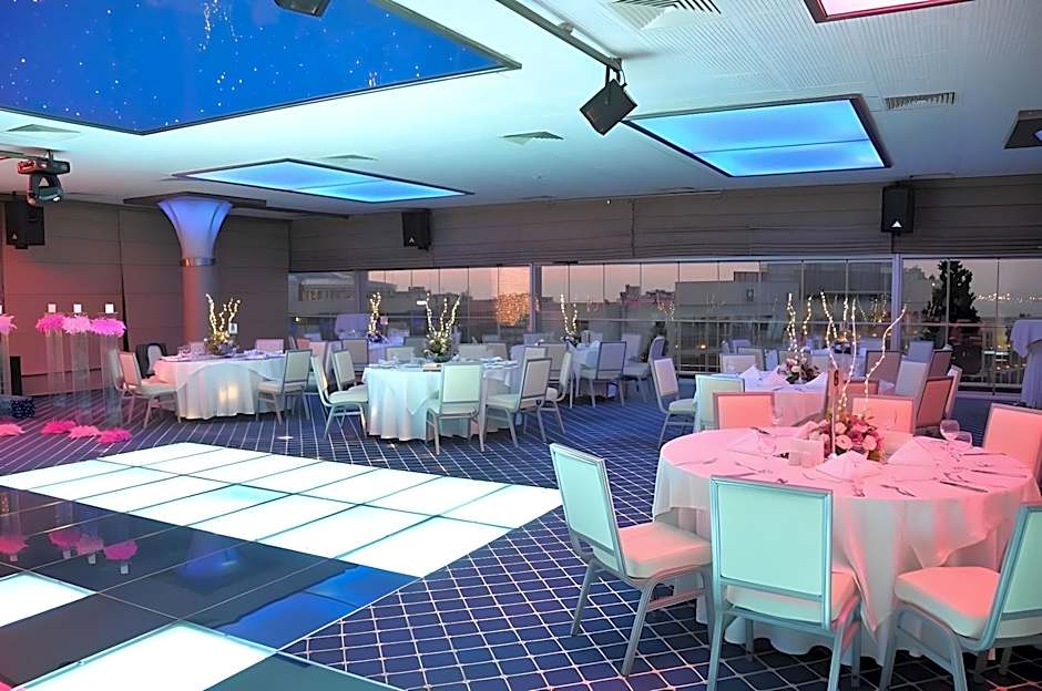 Karaca Hotel