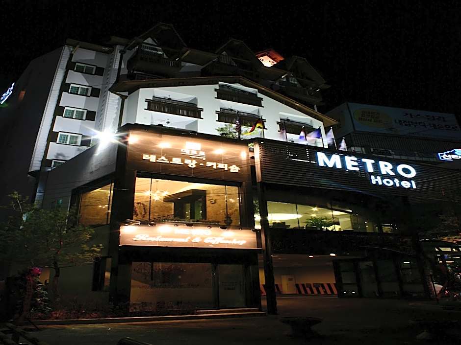 Metro Tourist Hotel Cheonan