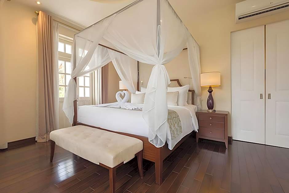 Villa Song Saigon (Saigon River Villa)