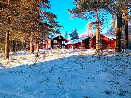 Lantlivlodge i Österjörn - Midgård