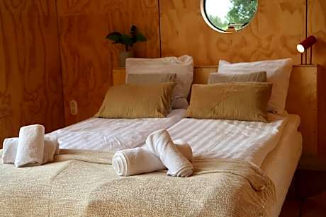 Tiny House with Sauna and Bath
