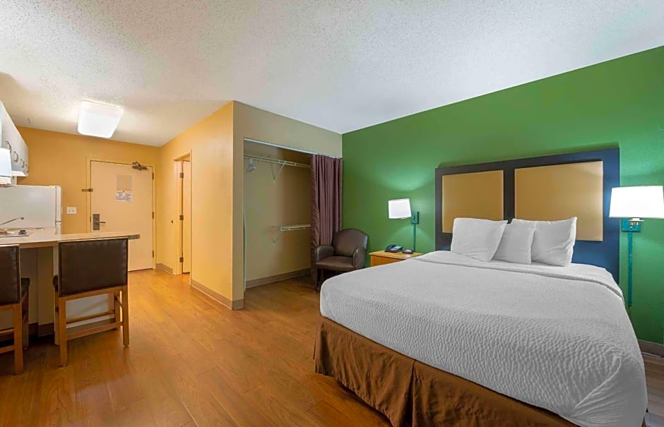 Extended Stay America Suites - Chicago - Schaumburg - Convention Center