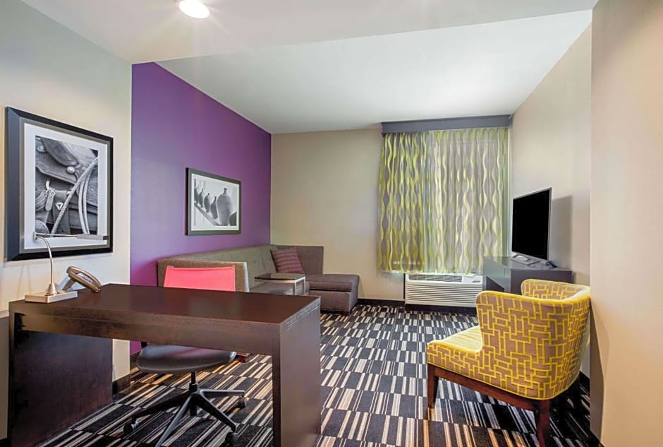 La Quinta Inn & Suites by Wyndham McAllen Convention Center