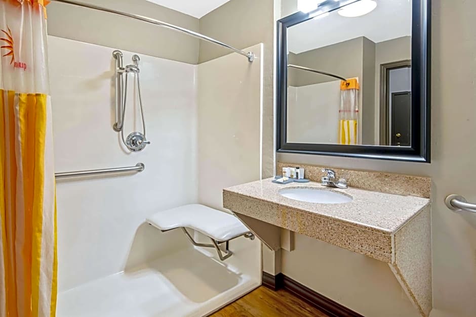 La Quinta by Wyndham Oklahoma City - Moore