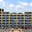 Howard Johnson by Wyndham Virginia Beach At The Beach