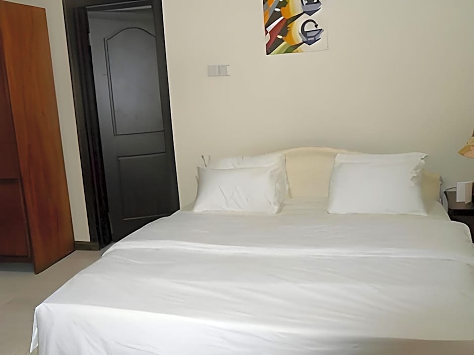 Photo 1 of 1 of Suite