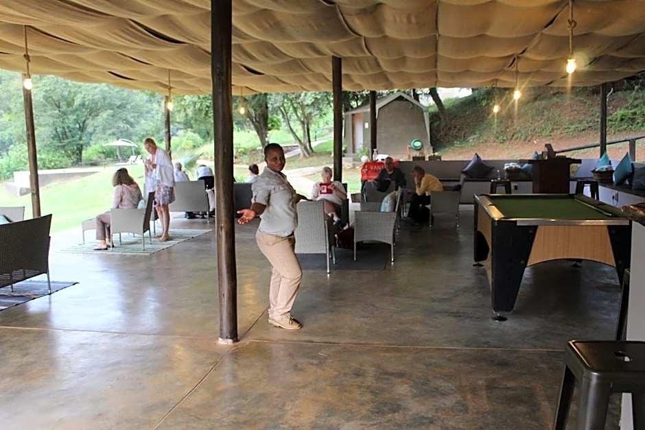 Lions Rock Rapids - Lodge