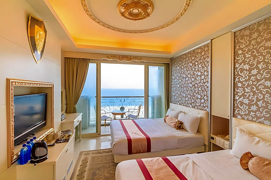 STARRISE LEISURE HOTEL