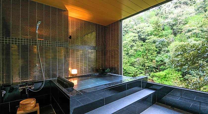 Shirasagiyu Tawaraya