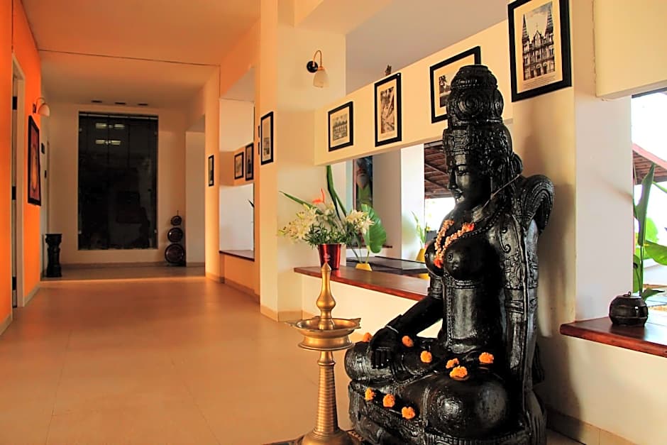 OLD LIGHTHOUSE BRISTOW HOTEL