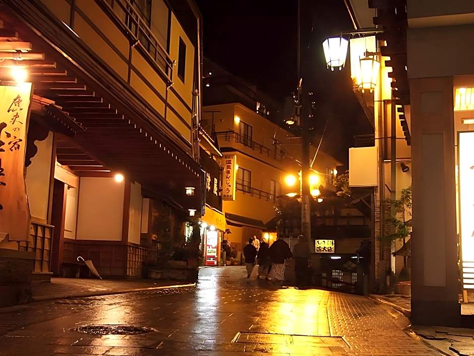 Nozaru Hostel