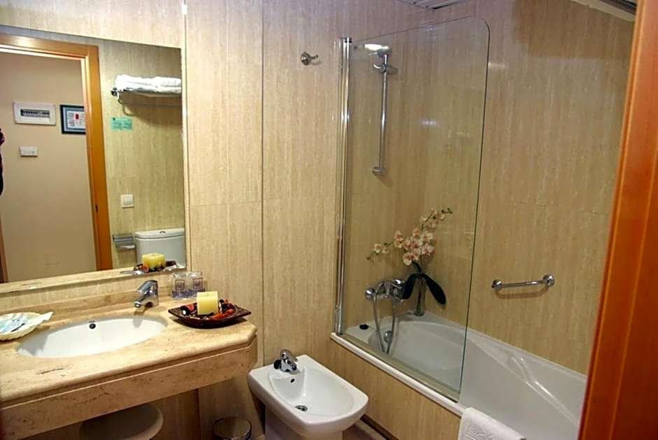 Hotel La Noyesa *** Superior