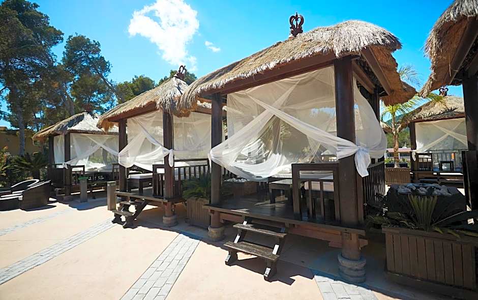 Invisa Hotel Club Cala Blanca