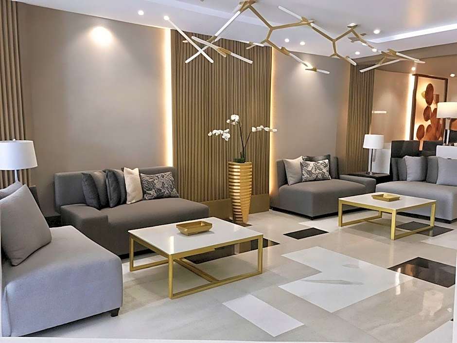 J7 HOTEL