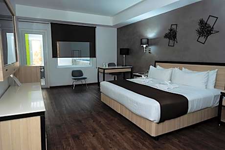 Junior Suite with Private Pool