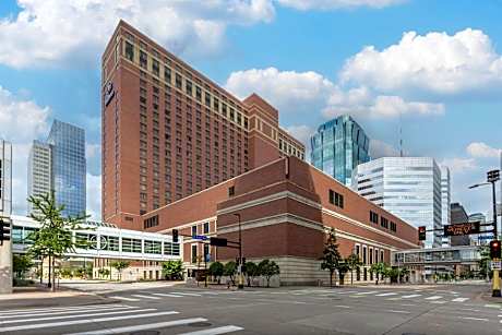 Hilton Minneapolis