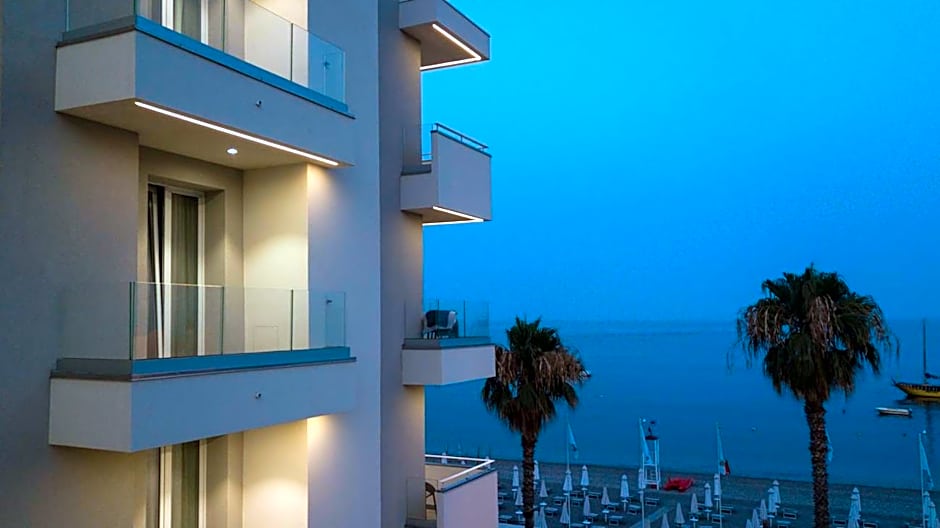 Albatros Beach Hotel