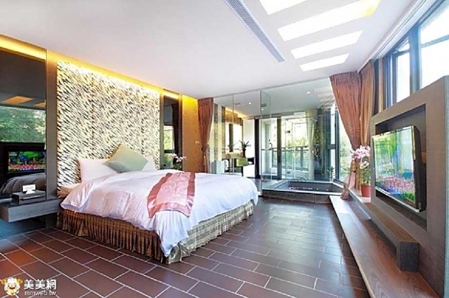 Shuian Lakeside Hotel II