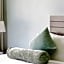 Grand Pacific Hotel By IHG