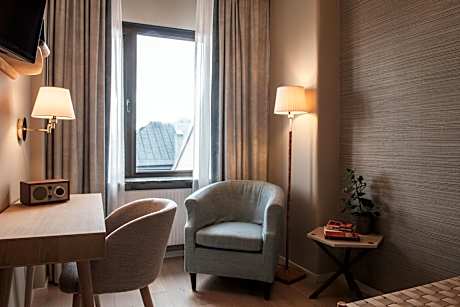 Compact Single Room