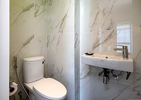 Premier City View Twin Room