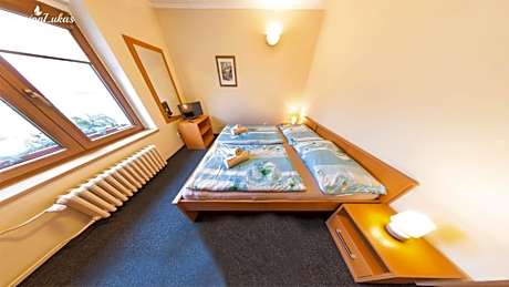 Connecting Double Rooms