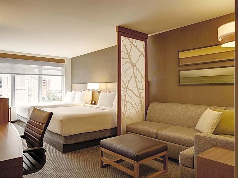 Hyatt Place Arlington Courthouse Plaza