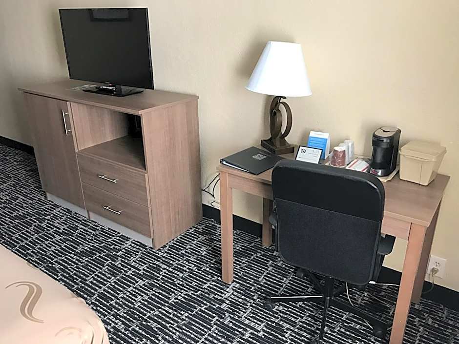 Quality Inn Near Pimlico Racetrack