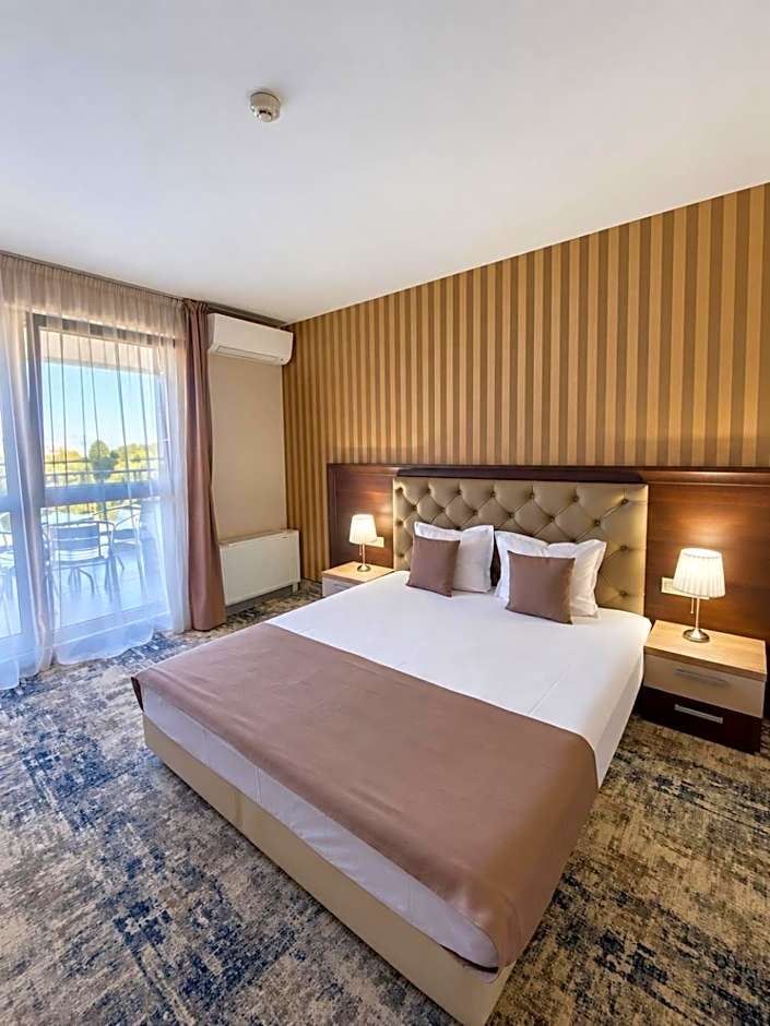 Business Hotel Plovdiv - Central Location
