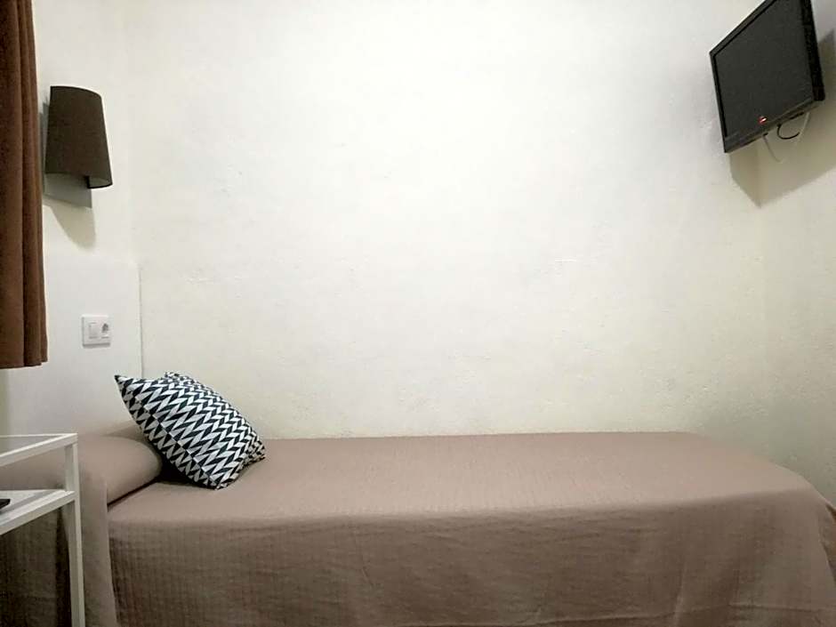 Hostal Lesseps